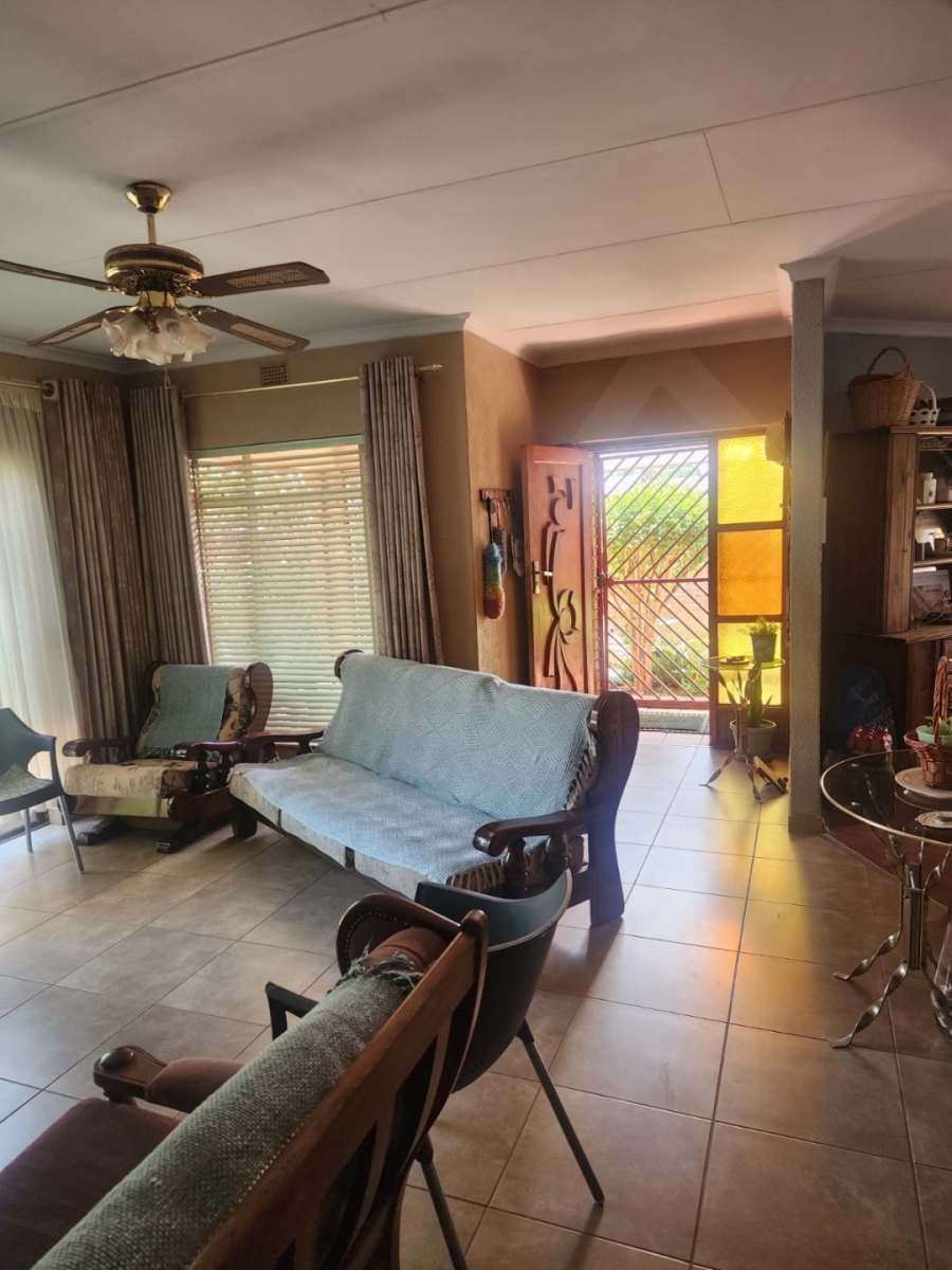 4 Bedroom Property for Sale in Alabama North West